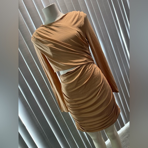 🌸BOUTIQUE abito cutted dress ✨ - Picture 14 of 15